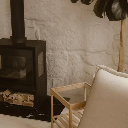 Beige Tranquil Escape By The Sea * Matosinhos (Porto)