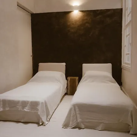 Apartamento Beige Tranquil Escape By The Sea *