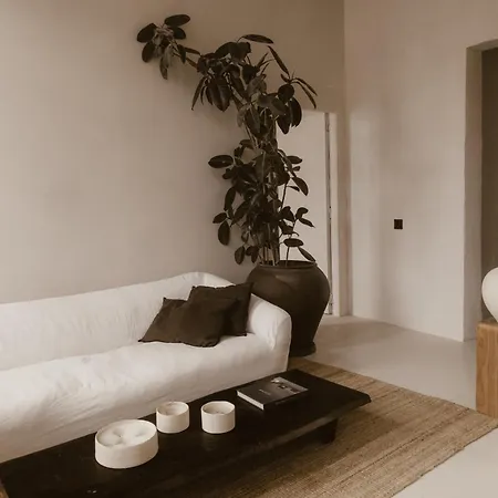 Beige Tranquil Escape By The Sea Lejlighed