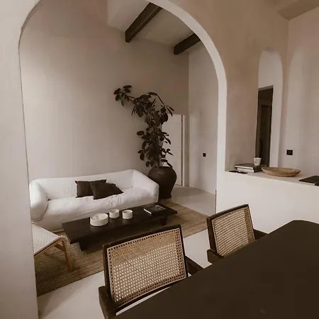 Beige Tranquil Escape By The Sea Lejlighed