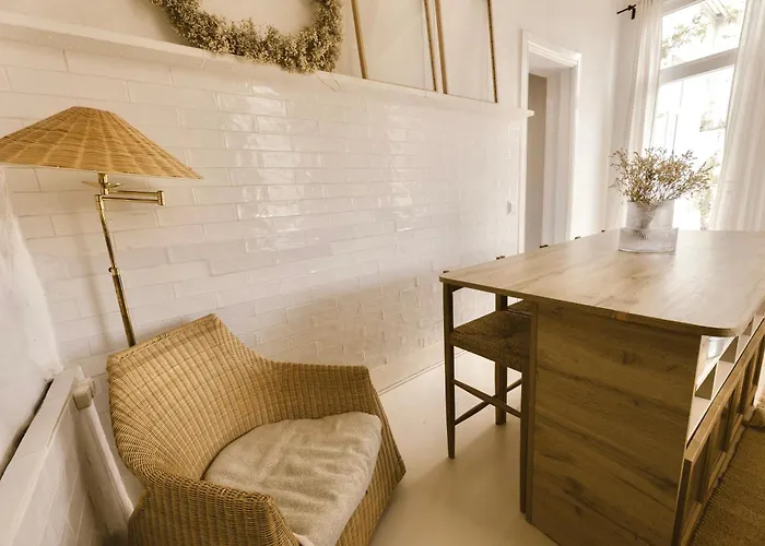 Beige Tranquil Escape By The Sea Matosinhos (Porto)