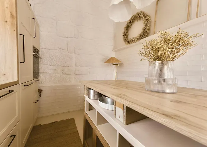 Beige Tranquil Escape By The Sea Matosinhos (Porto)